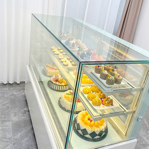 Прочный безрамный холодильный шкаф-витрина с тремя полками из мрамора и закаленного стекла для демонстрации десертов и продуктов в розничных пекарнях - Product Image 5