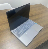Ordinateur portable professionnel Intel Core I7 de 16,1 pouces avec 16 Go de RAM et 1 To de SSD, graphismes Intel Iris Plus et Windows 11, utilisé pour les affaires