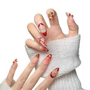 Vente en gros de faux ongles en forme d'amande <span class=keywords><strong>Queen</strong></span> avec design sculpté Faux ongles faits à la main pour femmes - Product Image 5