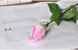 <span class=keywords><strong>Precio</strong></span> al por mayor Flores artificiales Decoración de rosas Capullos de rosas artificiales Artículos de decoración de lujo para el hogar - Product Image 6