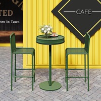Ensemble de table et de chaises de bar d'extérieur rondes et hautes en fer, style nordique moderne et créatif, pour la musique, les repas ou les événements décontractés en plein air