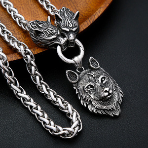 Yunnique – collier avec pendentif tête de loup en acier inoxydable pour hommes, chaîne de pull avec signe du zodiaque animal, bijoux cadeau - Product Image 1