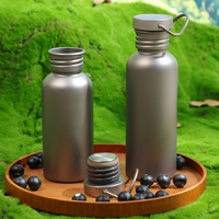 Titane Produits Accessoires Titane Bouteille D'eau 500ml 600ml 750ml Camping En Plein Air Cyclisme Sports Titane Bouteille avec Couvercles