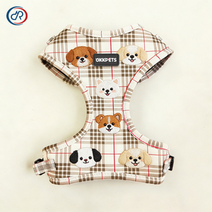 Arnés de Perro Bordado de Lujo OKKPETS, Arnés de Diseño Personalizado de Mezclilla Negra con Huesos, <span class=keywords><strong>Collar</strong></span> y Correa para Perros - Product Image 3