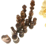 Pièces de jeu d'échecs en bois de 2.2 pouces pions d'échecs de tournoi standard