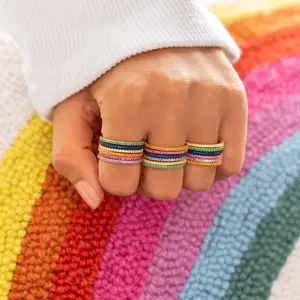 Bunte Stapel Stapel Engagement CZ Ewigkeit Band hochwertige volle CZ Kreis klassische Frauen Mode Band Ring