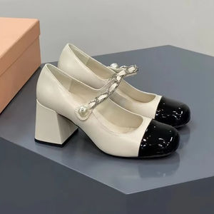 Zapatos de tacón alto para mujer MIU Marie-Jean, estilo clásico original, diseño de una sola tira con patchwork. - Product Image 1