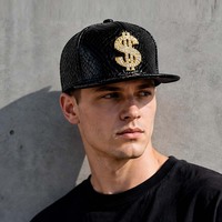 Gorra de Béisbol de Piel Sintética con Bordado de Piel de Serpiente, Diseño de Lujo, con Decoración Metálica Ajustable con Símbolo de Dólar Dorado, Estilo Urbano