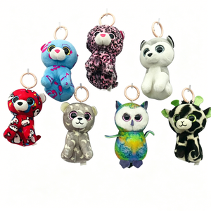Peluche de jabalí personalizado, regalo para amantes de los cerdos, llavero de peluche de jabalí salvaje marrón suave, mini llavero de peluche de jabalí sentado con colmillos. - Product Image 6