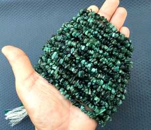 16นิ้วเส้นยาวธรรมชาติสีเขียวมรกตเรียบเศษเจียระไนลูกปัดแบบหลวมสำหรับทำเครื่องประดับวัสดุหิน - Product Image 3