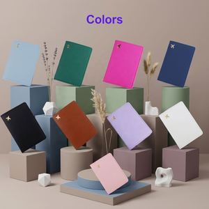 Porta Pasaportes de Viaje de Cuero PU de Alta Calidad, Personalizado, con Espacio para Tarjeta de Vacunación, para Mujeres/Hombres - Product Image 4