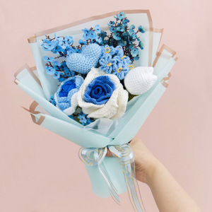 2025 nuevo ramo de flores artificiales hecho a mano ganchillo tulipán ganchillo lirio tejido Rosa flor Día de San Valentín regalos de Navidad - Product Image 2