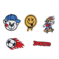 Patchs brodés 3D thermocollants OEM ODM style streetwear hip-hop, certifiés CE, motifs Skate Rabbit Bear Drippy, pour logo personnalisé sur casquette
