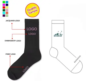 OEM desain katun bambu logo kustom Anda kaus kaki kru hitam putih kaus kaki olahraga pria