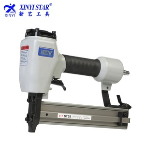 Clavadora Neumática <span class=keywords><strong>de</strong></span> Alta Resistencia XINYI ST38 <span class=keywords><strong>de</strong></span> Calibre 14 con Soporte <span class=keywords><strong>de</strong></span> Seguridad <span class=keywords><strong>de</strong></span> Aluminio para Fijación <span class=keywords><strong>de</strong></span> Canaletas <span class=keywords><strong>de</strong></span> <span class=keywords><strong>Cemento</strong></span> y Hormigón - Product Image 1