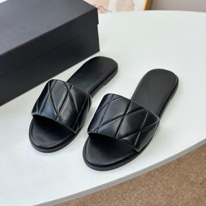 รองเท้าแตะผู้หญิงแฟชั่นดีไซน์เนอร์ คุณภาพสูง หรูหรา รองเท้าสลิปเปอร์แบบแบน ลายตาราง สำหรับใส่กลางแจ้ง ชายหาด รองเท้าแตะหรูหราสำหรับผู้หญิง - Product Image 4