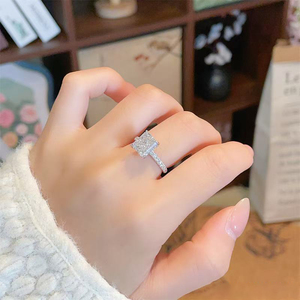Bague <span class=keywords><strong>de</strong></span> luxe classique en or blanc 18 carats avec diamant <span class=keywords><strong>de</strong></span> laboratoire à quatre griffes, opale, rubis, émeraude, perle, <span class=keywords><strong>pierre</strong></span> <span class=keywords><strong>de</strong></span> <span class=keywords><strong>lune</strong></span> IGI - Product Image 4