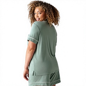 Damen Grünes Satin-Pyjama-Set XXL/XL Atmungsaktive Thermische Satin-Nachtwäsche für Erwachsene und Kinder mit Elastischem Bund und Einfarbiger Vorderseite für den Sommer - Product Image 1