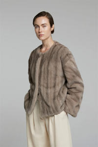 Fornitura di fabbrica cappotto in pelliccia di <span class=keywords><strong>visone</strong></span> <span class=keywords><strong>blu</strong></span> argento importato giacca passeggino in <span class=keywords><strong>visone</strong></span> stile dolce elegante cappotto grigio <span class=keywords><strong>visone</strong></span> - Product Image 4