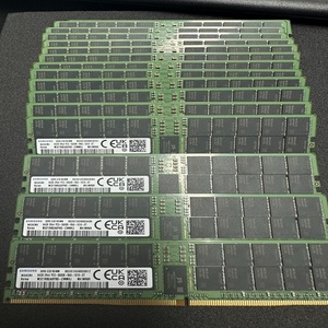 Módulo DDR5 Samsun M321R8GA0PB0-CWM, 64 DIMM, 288 pines, 5600 MHz, M321R8GA0PB0-CWM - Product Image 2