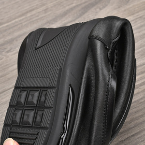 Mocasines de cuero genuino para hombre, zapatos informales transpirables con punta redonda para primavera - Product Image 3