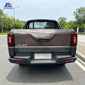 Pick-up <span class=keywords><strong>JMC</strong></span> Yuhu 7 2023 2.0T Automatique 2RM à empattement standard, d'occasion, prêt à l'exportation - Product Image 3