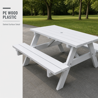 Table et banc de pique-nique d'extérieur modernes en plastique, bois et acier avec panneau en HDPE pour hôtels et villas