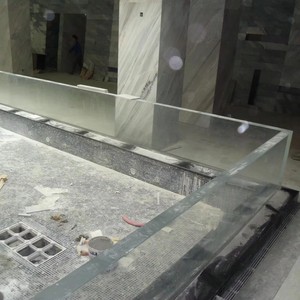 Plaque acrylique transparente, panneau en plastique ondulé creux, découpe sur mesure, moulage pour barrière de piscine - Product Image 1