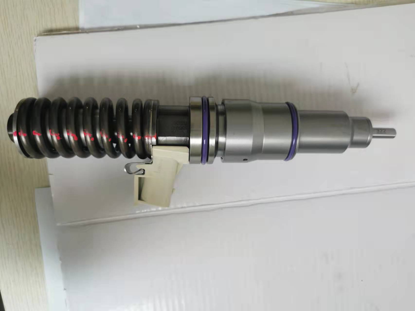 common rail injector 20747797 BEBE4D12001 21582101 injector for VOLVO D9B D11B1-A MP diesel fuel injector nozzle 20747797