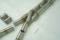 Échappement Catback Z Pipe pour BMW G8X (G80 M3, G82/G83 M4) et G87 M2 avec tuyaux d'échappement à longueur égale et embouts en fibre de carbone