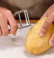 U-Vormige Roestvrijstalen Handmatige Fruitschillers Keukengereedschap Voor Het Gemakkelijk Snijden Van Aardappelschillen Van Groente