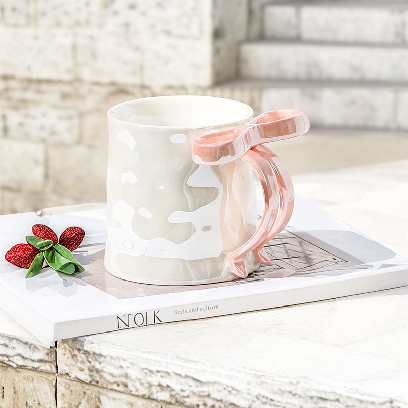 Tazza con fiocco effetto perla - rosa