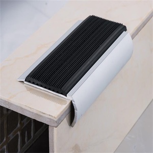 <span class=keywords><strong>Nez</strong></span> <span class=keywords><strong>de</strong></span> <span class=keywords><strong>marche</strong></span> antidérapant en aluminium <span class=keywords><strong>avec</strong></span> décoration en acier inoxydable <span class=keywords><strong>LED</strong></span>, bande <span class=keywords><strong>de</strong></span> <span class=keywords><strong>marche</strong></span> - Product Image 4