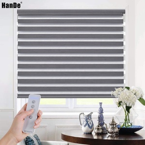 Stores à enroulement sans fil à double couche avec télécommande personnalisée, stores électriques à ressort, stores solaires à panneaux solaires alimentés par batterie Wifi Tuya - Product Image 5