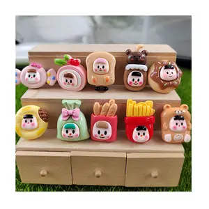 Assorted Mini Cartoon Doll House Food Toys Mixed Donut Candy Chips Bread Cake Crafts For Kitchen Room Tableware Decor Supplier