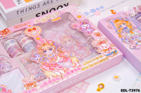 Caja de Regalo de Papelería Kawaii Personalizada al por Mayor, Juego de Cintas Adhesivas Washi, Kit de Scrapbooking de Dibujos Animados con Bloc de Notas de Hojas Sueltas y Bolígrafo de Gel