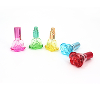 Botol Parfum kaca 5ml, bentuk bunga wanita kosong mewah warna-warni perjalanan botol Parfum kaca merah muda dengan tutup penyemprot sekrup isi ulang