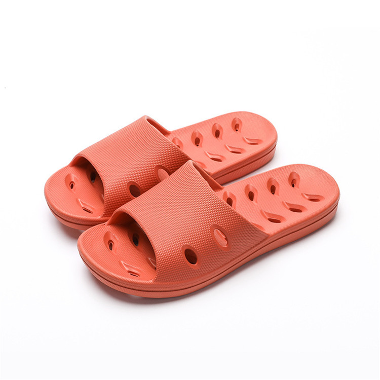 Couple Bath Slippers Summer Slides Sandals House Shoes Non-slip Water Leaking Bathroom Slippers