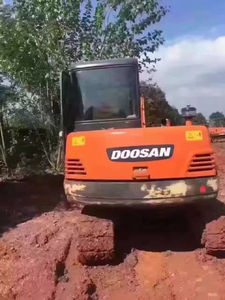 Doosan DH55 Mini pelleteuse coréenne originale d'occasion 5.5 tonnes sur chenilles importées avec roulement et moteur de pompe à moteur - Product Image 2
