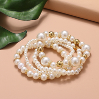 Mode amour coeur perle Bracelet 4 pièces ensemble Stretch bracelets porte-bonheur pour les femmes été bord de mer bijoux