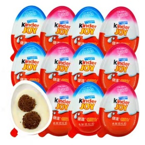 Metà dell'uovo divertente è ricca di cioccolato, l'altra metà è un giocattolo a sorpresa. Ogni singolo uovo è un'esperienza a sorpresa inedita e non si ripete. - Product Image 3