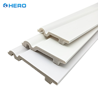 Plinthe blanche personnalisable en PS Hero Metal, écologique, pour la décoration intérieure, étanche