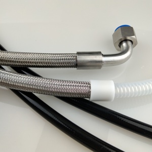 Tubo <span class=keywords><strong>in</strong></span> PTFE ondulato intrecciato <span class=keywords><strong>in</strong></span> acciaio inossidabile rivestito <span class=keywords><strong>in</strong></span> PU - Product Image 6