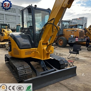 Excavatrice Komatsu PC55MR d'occasion, d'origine japonaise, en bon état, mini-pelle pour travaux de construction, également disponible en modèles PC56 et PC35. - Product Image 6