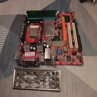 Plc 845GVM2-V, MS-7120 VER:10, Placa Base Socket 478 + CPU 2.40+512Mb+Suministro de E/S a Granel
