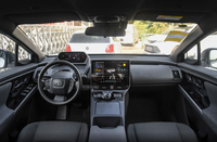 Nouvelle voiture électrique Toyota BZ4X SUV, autonomie NEDC de 500 km, moteur de 150 kW, batterie au lithium de 65 kWh, couple de 200-300 Nm, en stock