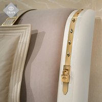 De cuero de cama tamaño King italiano moderno dormitorio de lujo importados moderno de cuero de nobuk de muebles para el hogar cabecero de la cama.