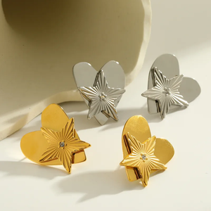 Pendientes Elegantes de Acero Inoxidable 304 Chapados en Oro de 18K con Forma de Estrella y Corazón, Estilo Vintage, para Mujer, Diseñados para Uso Diario - Product Image 3
