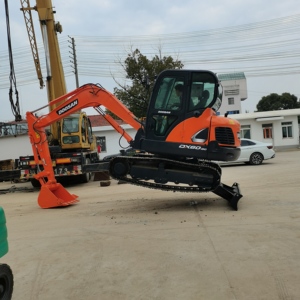 Mini-excavatrice Doosan DX60/DX55 de haute qualité, 1 à 6 tonnes, moteur, pompe, roue, d'occasion, prix bas avec rapport d'inspection vidéo - Product Image 2