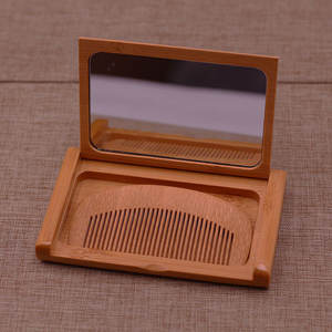 Set Regalo per <span class=keywords><strong>la</strong></span> Cura dei Capelli Personalizzabile <span class=keywords><strong>con</strong></span> Pettine in Bambù Compatto e Portatile <span class=keywords><strong>con</strong></span> Specchio per Uomini e Donne - Product Image 6